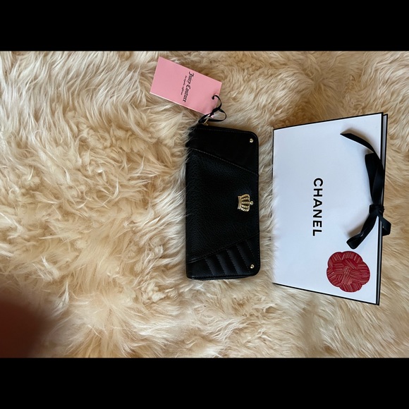 JUICY COUTURE WALLET/CLUTCH - Picture 5 of 10